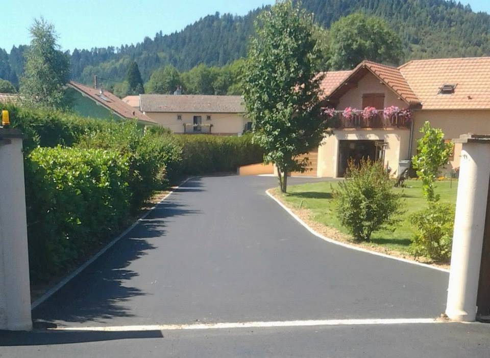 Entreprise spécialisée dans l’aménagement extérieur et les VRD près de Saint-Dié (88) Baccarat